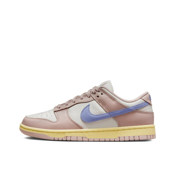 Dunk Low Pink Oxford (W)