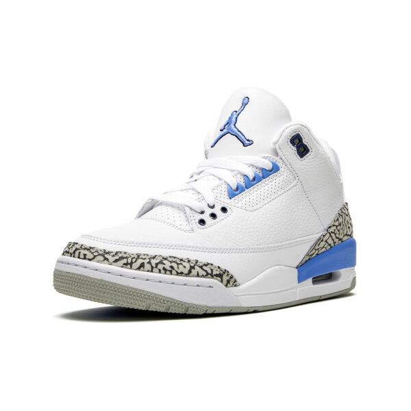 Jordan 3 UNC (2020)