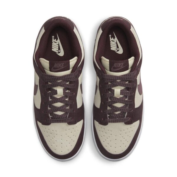 Dunk Low Plum Eclipse (W)