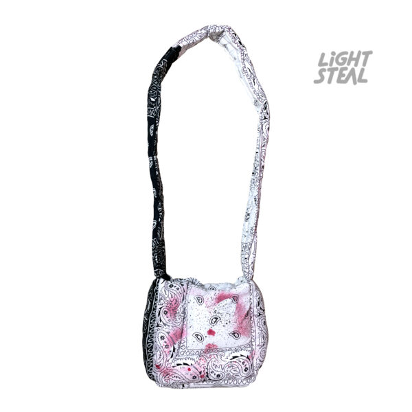 Puffyit Bag Bandana Spray Multi (White/Black/Red)