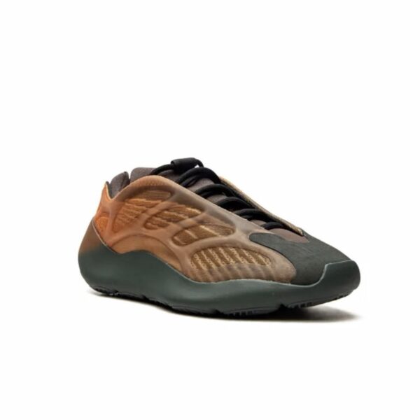 Adidas Yeezy 700 V3 Copper Fade